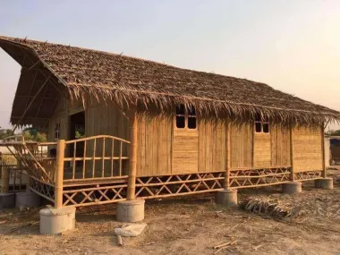 Mẫu Nhà Tre Mái Lá